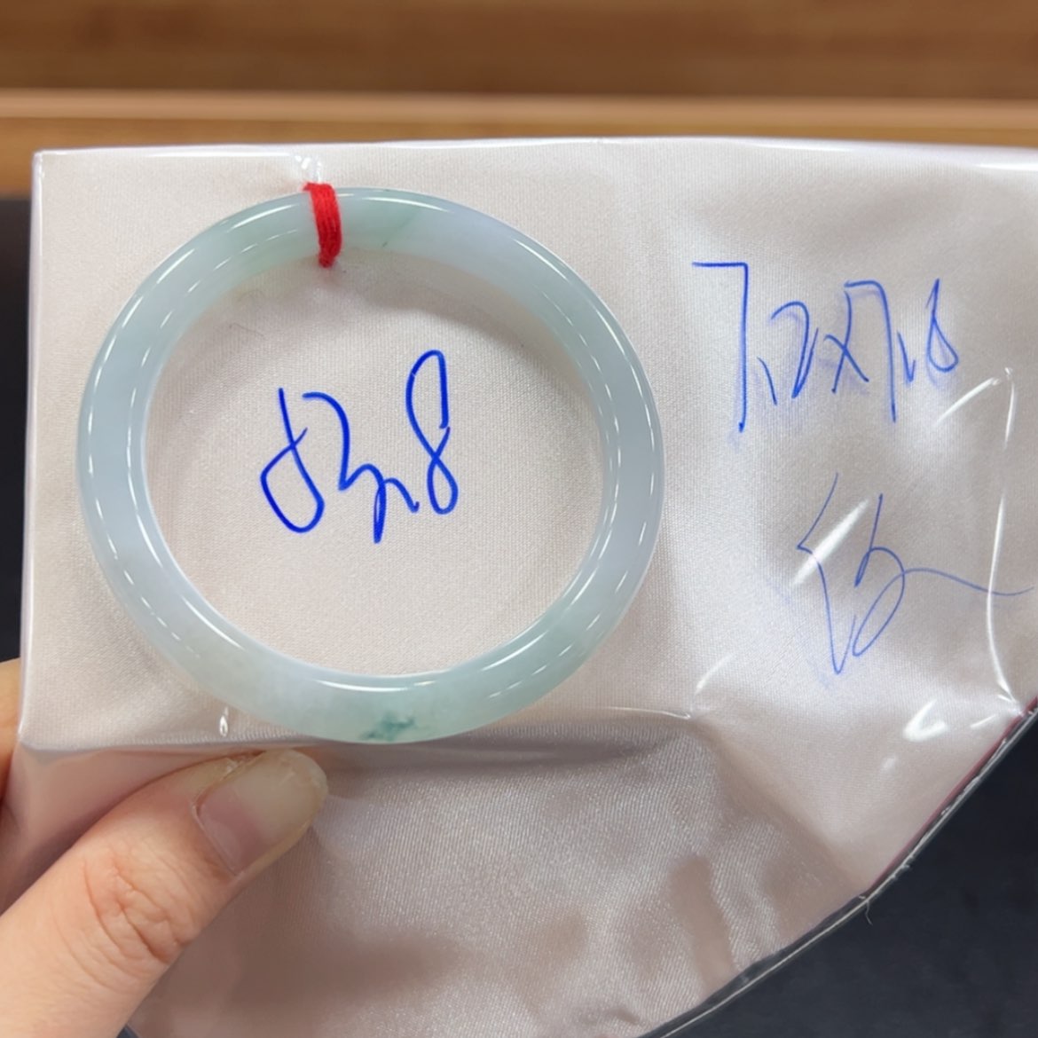 【闪购商品】翡翠手镯未镶嵌手镯