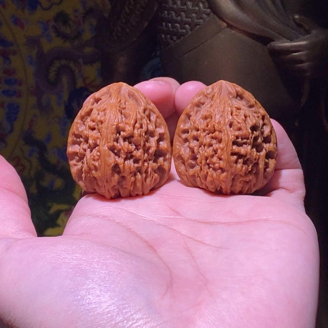 喀***发文玩核桃吊坠全品37 38 38南疆石