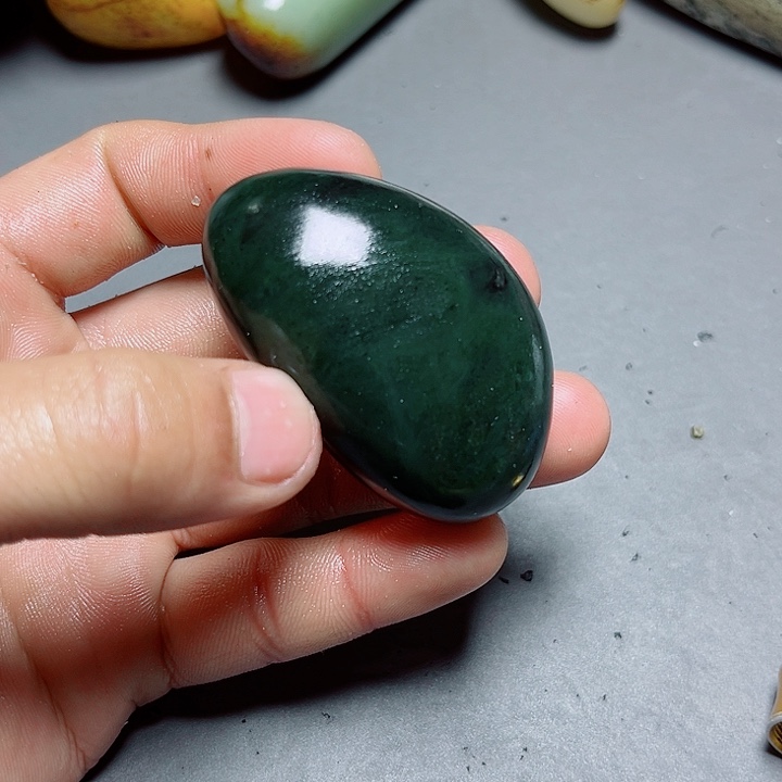 和田玉未镶嵌珠宝奇石