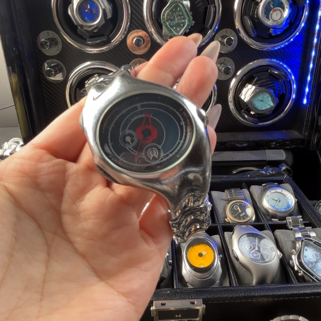 我***天钢锻造碳石英机芯-光能机芯