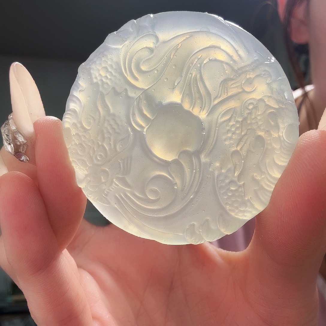 蛇纹石玉颈饰未镶嵌双龙