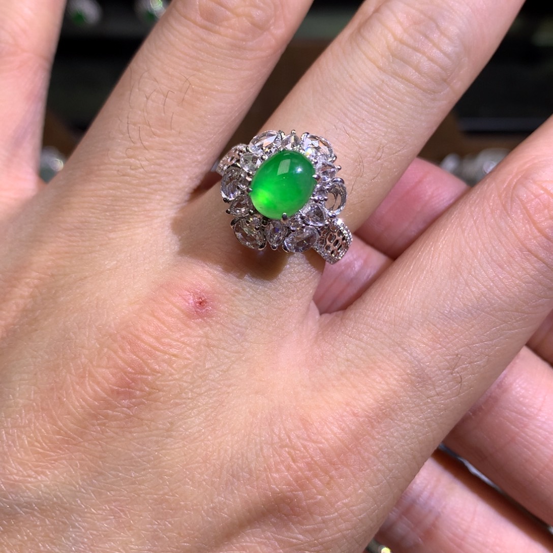 翡翠18K金镶嵌吊坠(不含链)