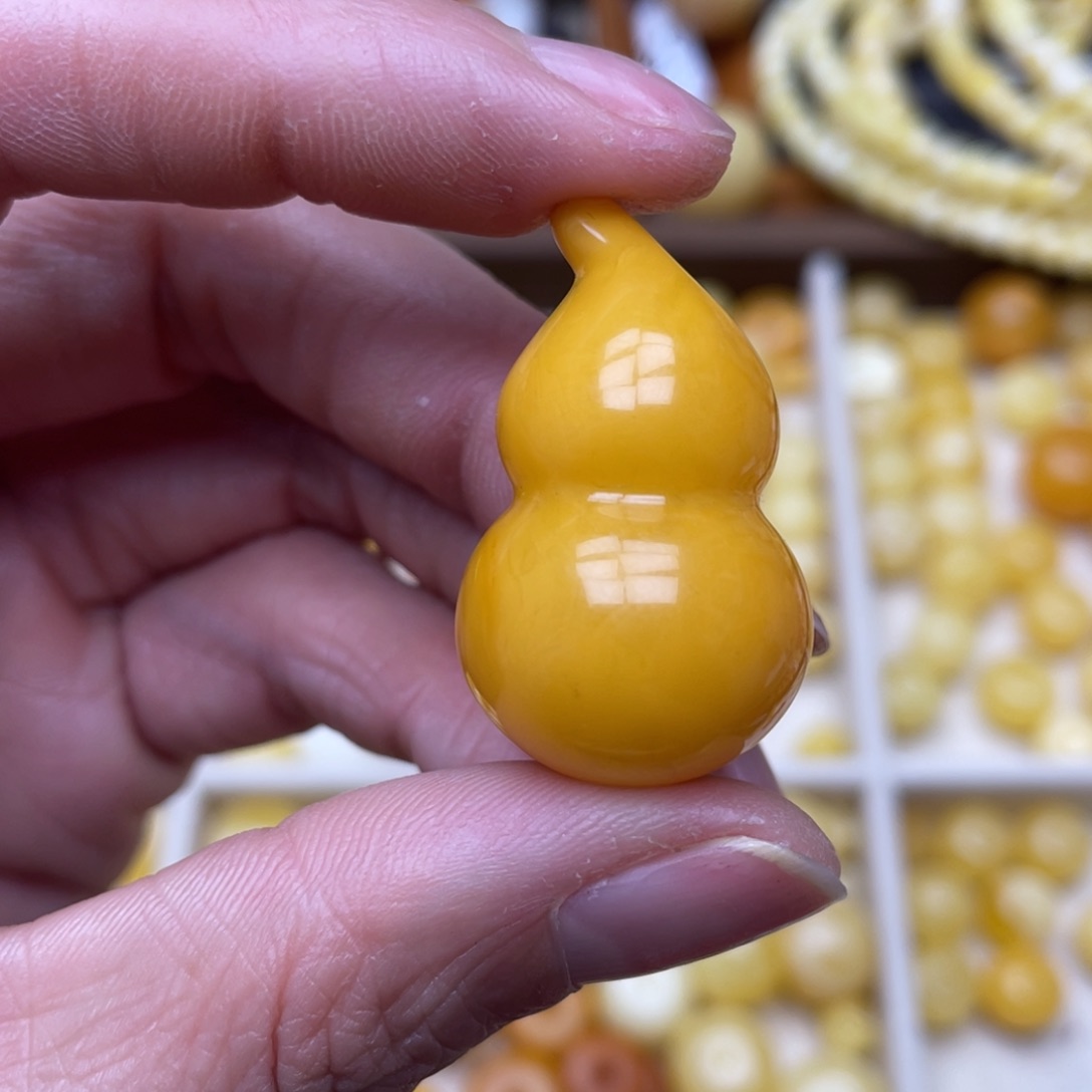 蜜蜡珠宝奇石未镶嵌皮色➕粉点