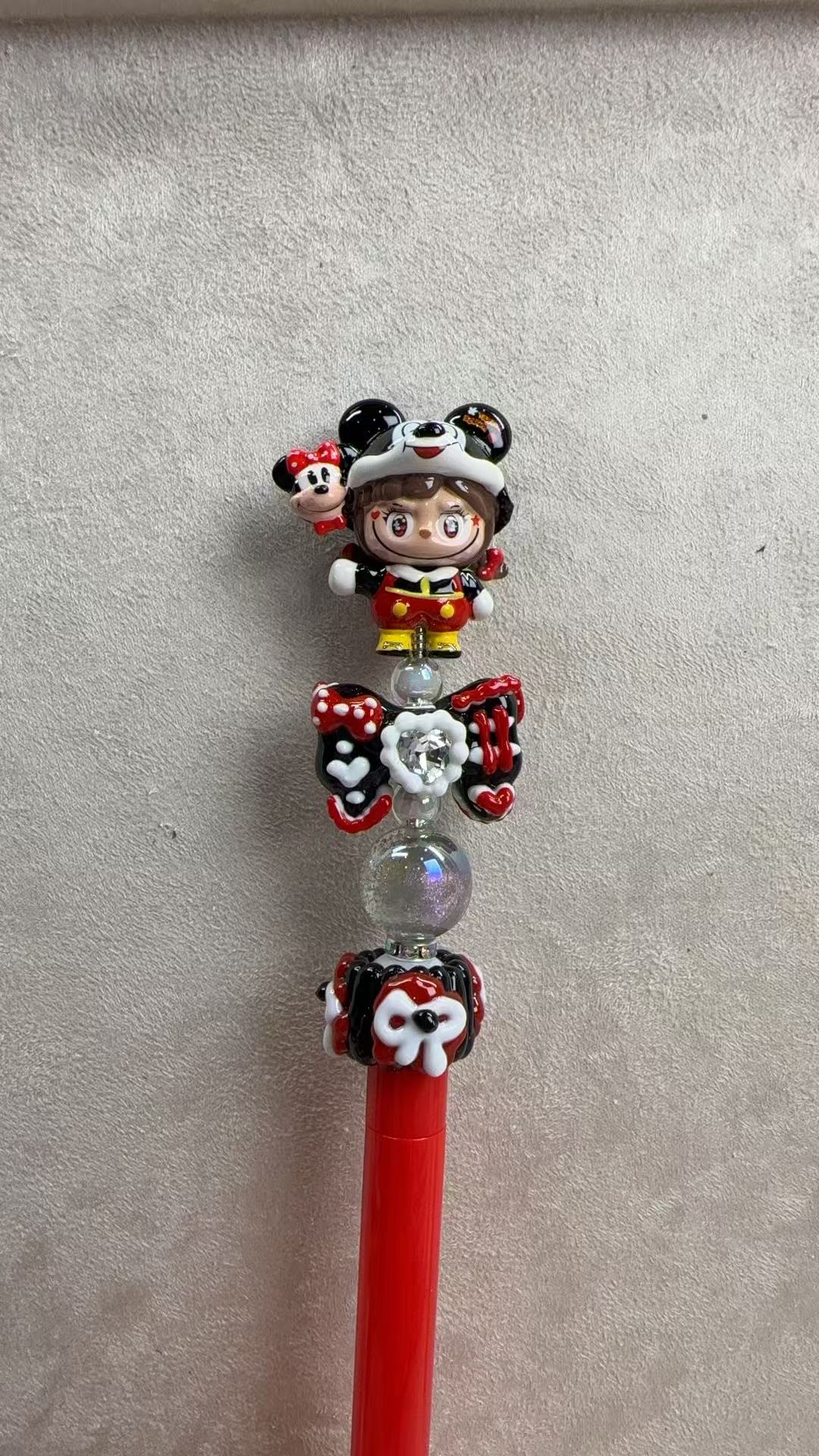 米奇拉布布diy手作圆珠笔，配件不是固定的,默认微瑕，都是改娃