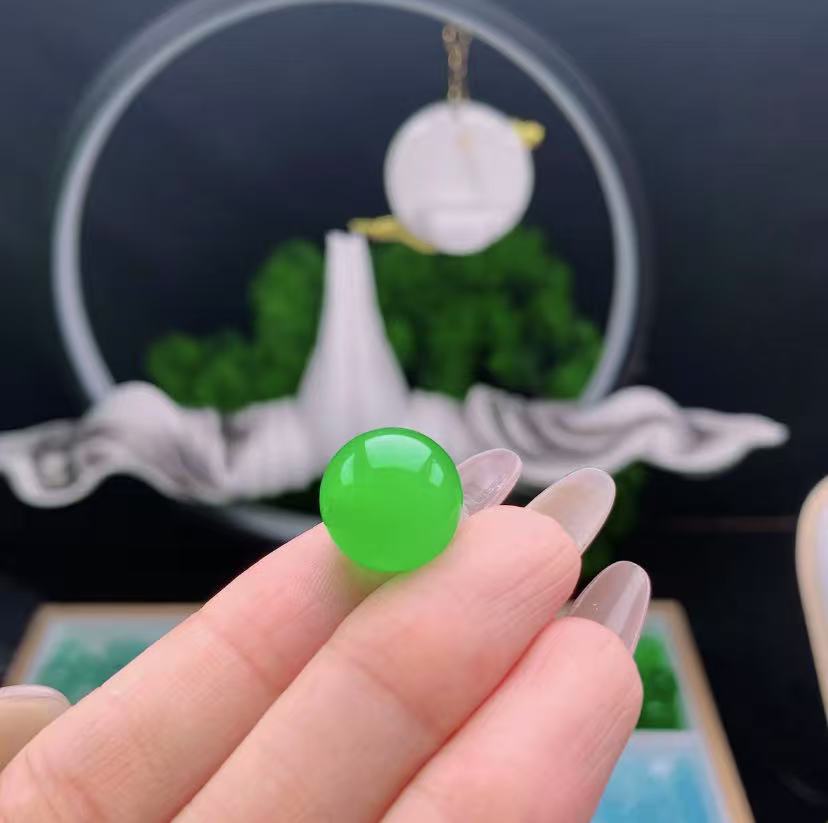 卡14+天然满绿翡翠单珠（多样性发其一）