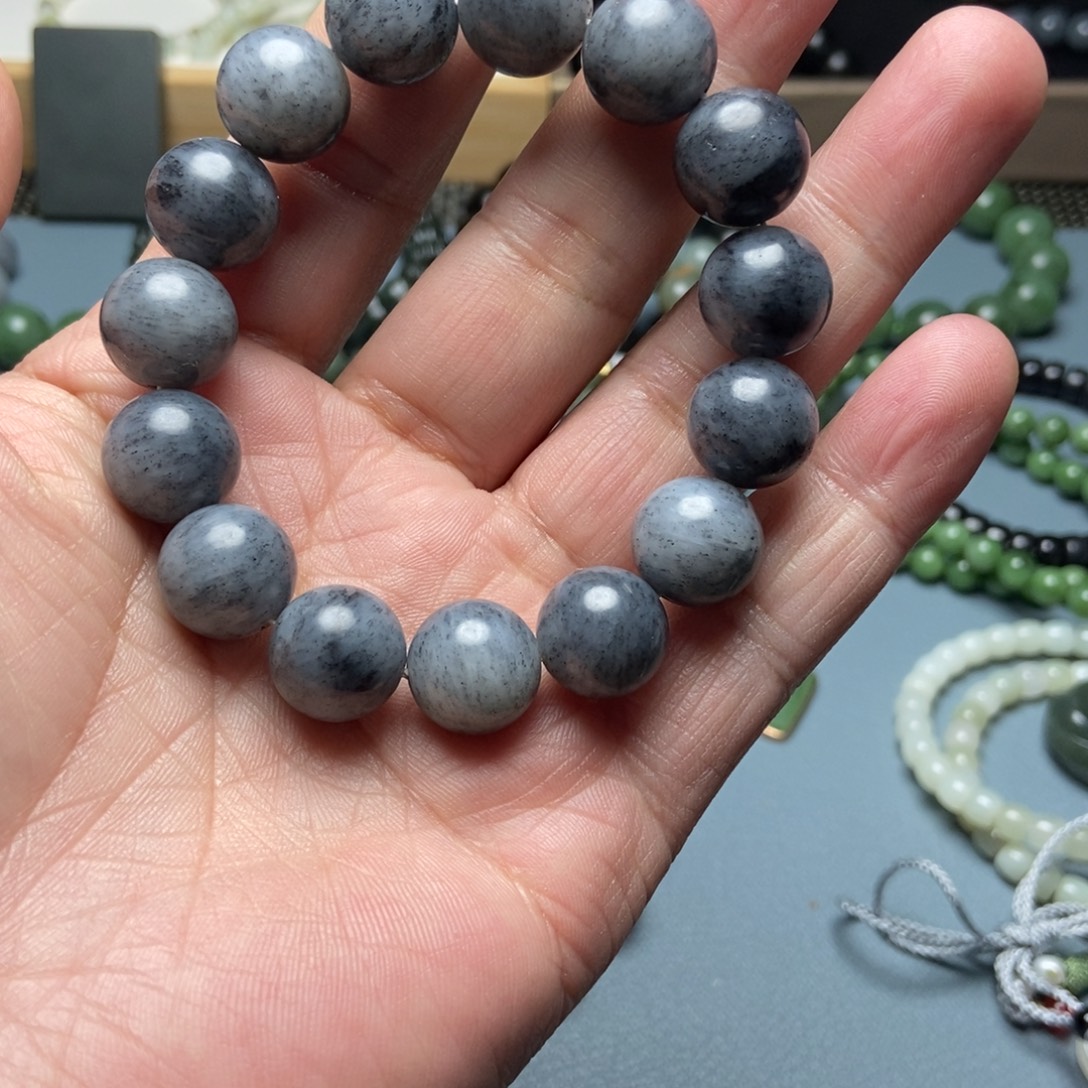 和田玉（糖玉）未镶嵌手链