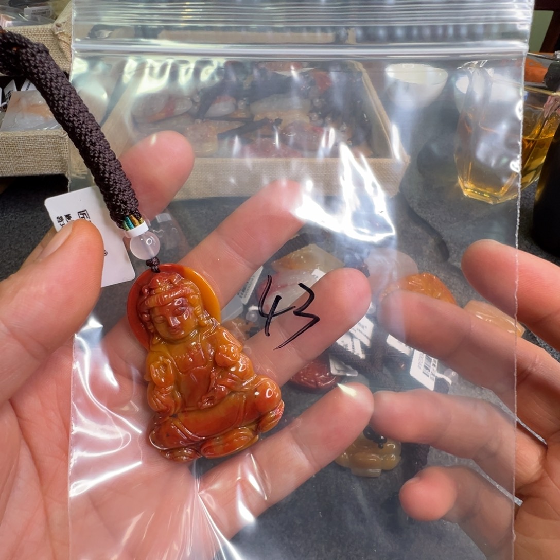 石英质玉（黄龙玉）未镶嵌配饰43