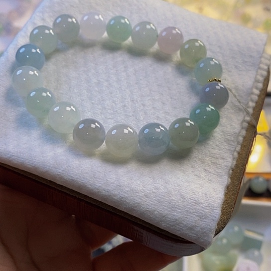 定制翡翠未镶嵌翡翠.