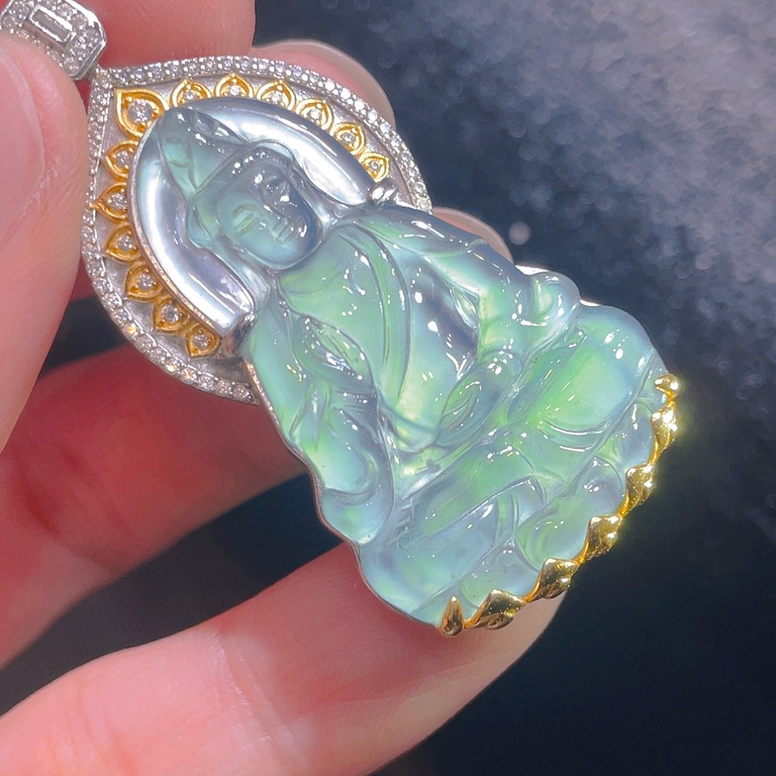 翡翠颈饰银S925镶嵌翡翠