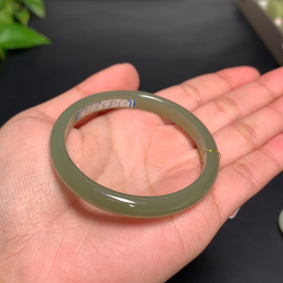 和田玉手链未镶嵌50