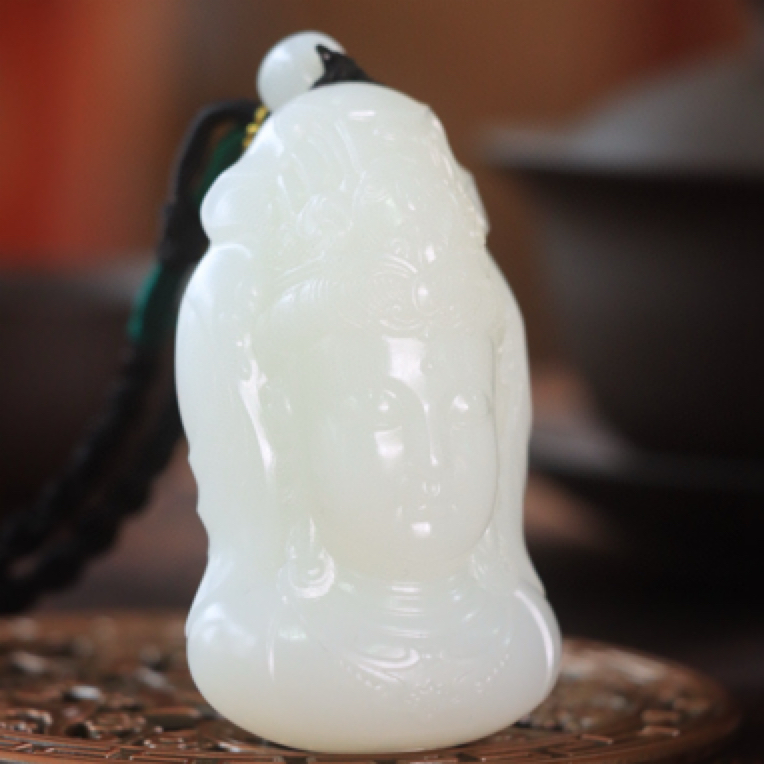 1943950玉美人小程特色精品新疆和田玉老坑山料羊脂白玉观音挂件