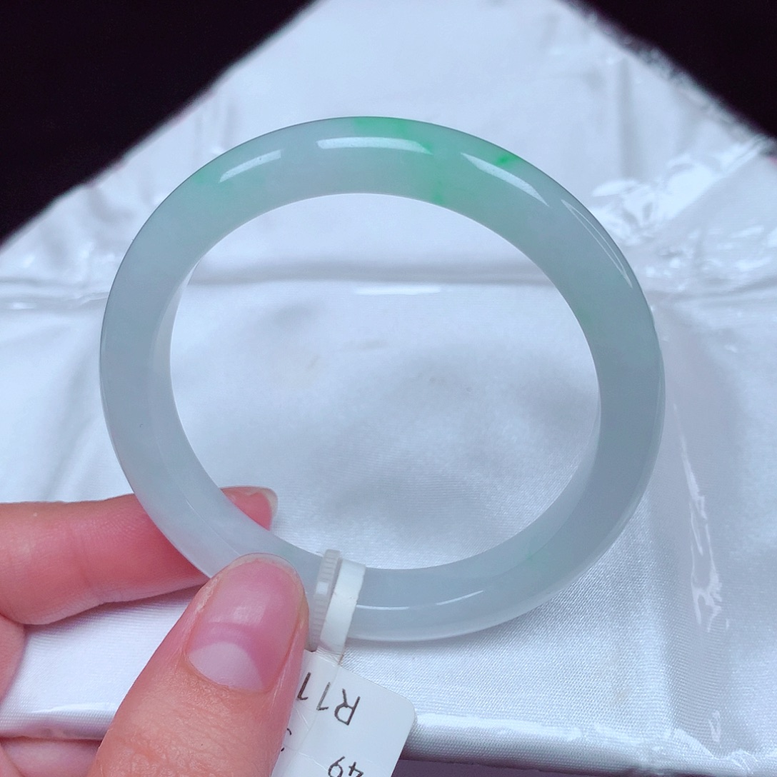 翡翠未镶嵌手镯正圈49