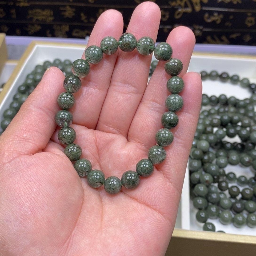 水晶绿幽灵手串未镶嵌姜*?