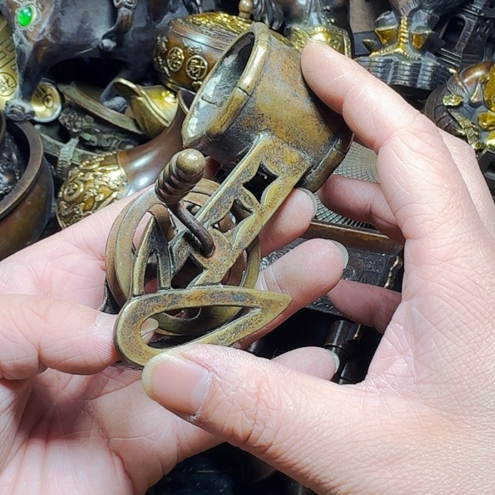 铜器摆件收收藏藏