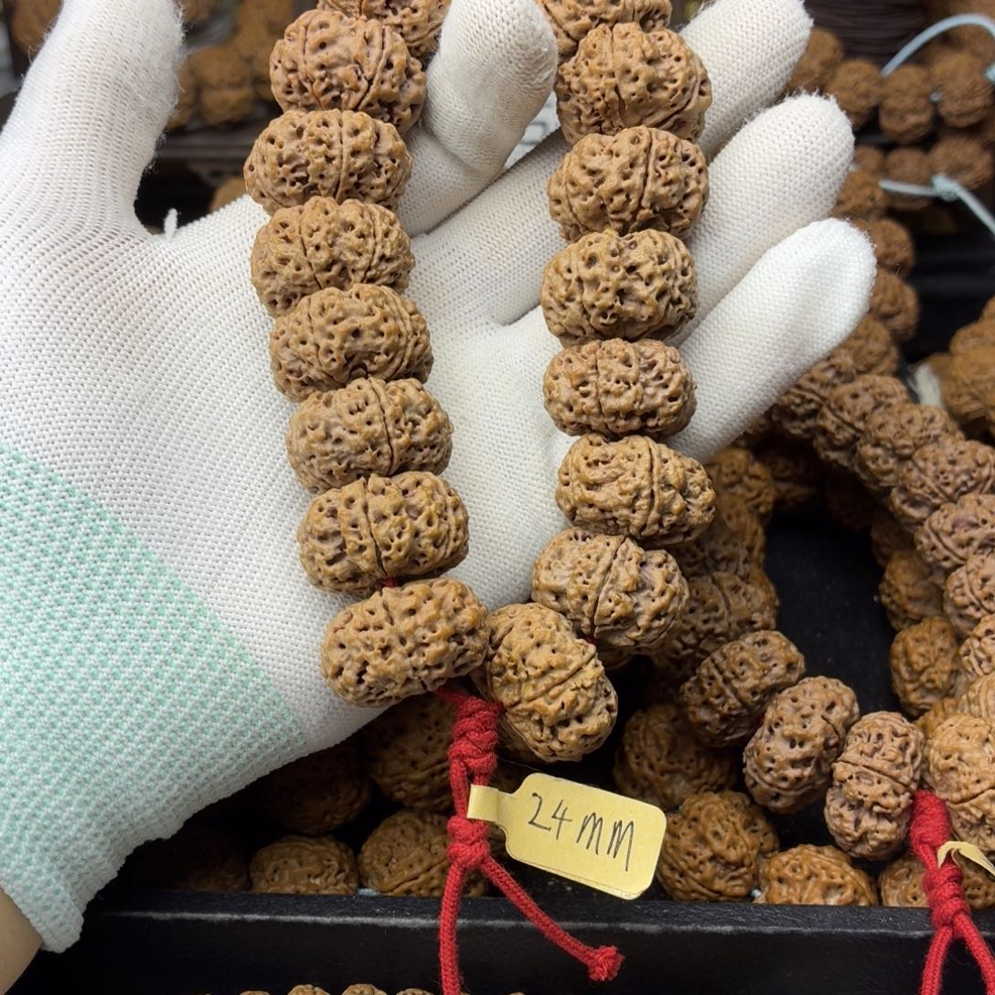 —***-吊坠金刚菩提24mm夹板