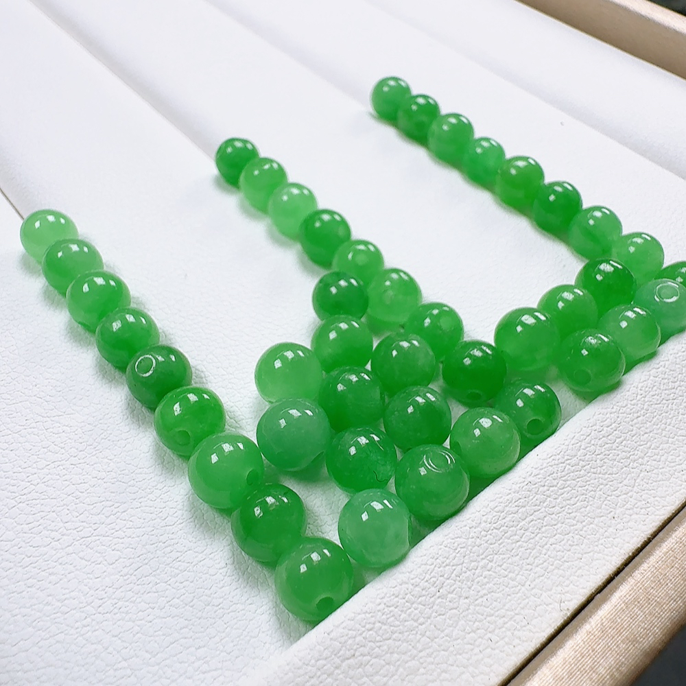 天然A货缅甸翡翠 阳绿散珠 6mm 发一