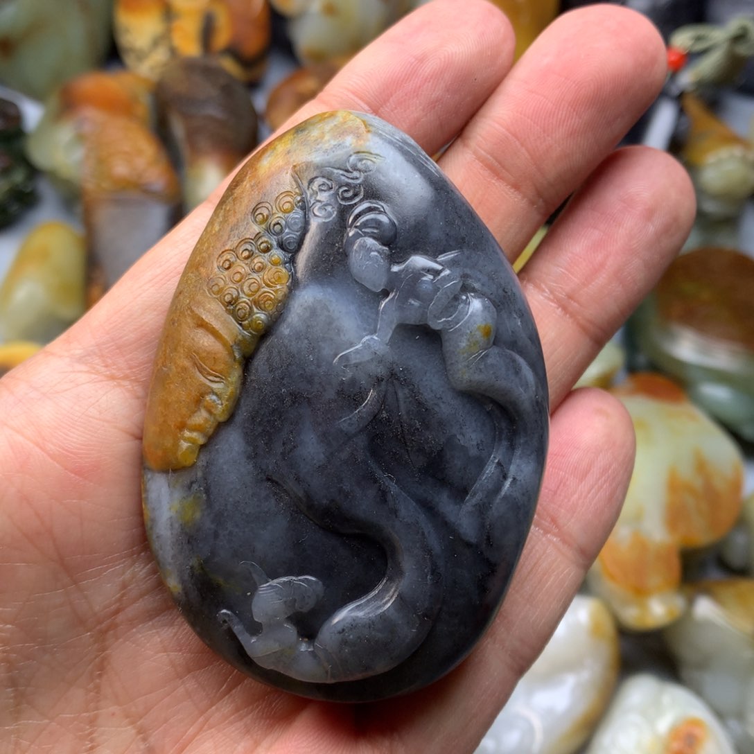 和田玉挂件未镶嵌