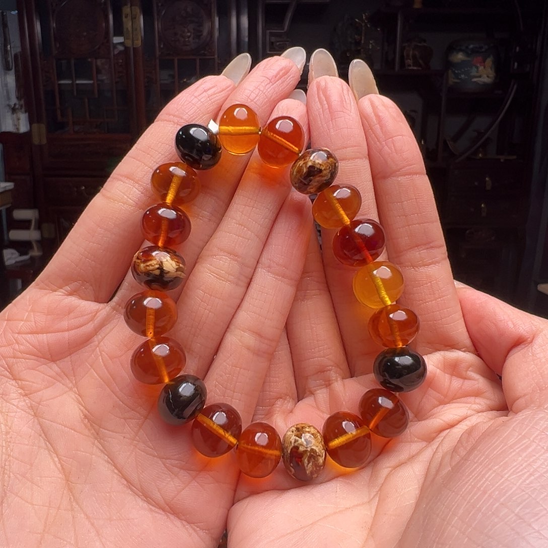 琥珀裸石未镶嵌辽****司抚顺琥珀10262。12mm