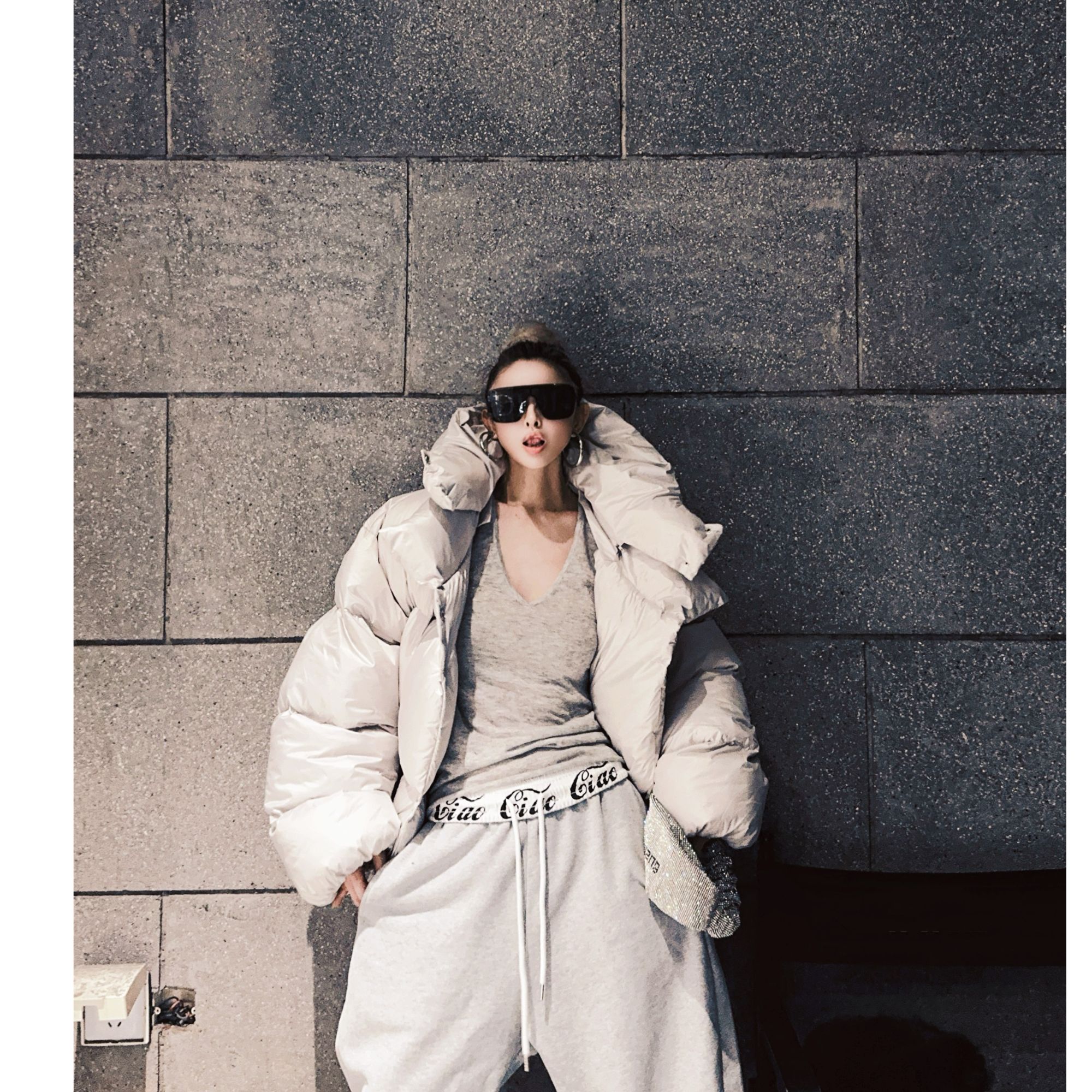 洪小妍自留温暖包裹你的一件大外套加厚女款