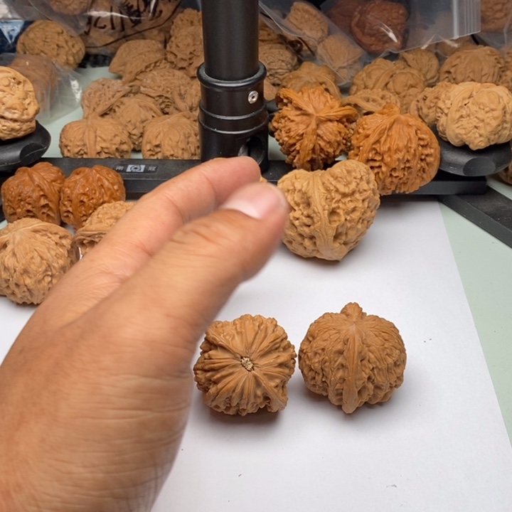 文玩核桃吊坠张****?1111111111111111