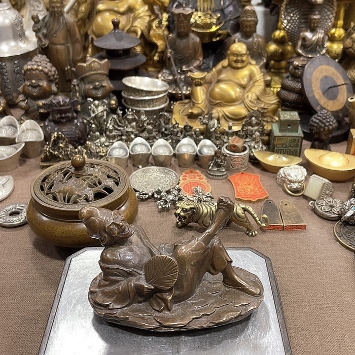 黄铜材质j精品摆件