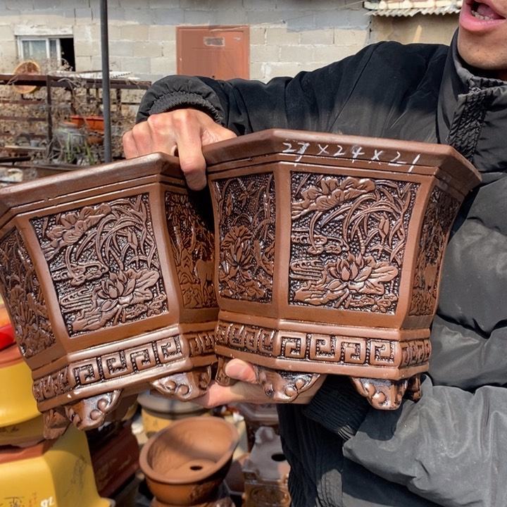 红陶紫砂花盆里面