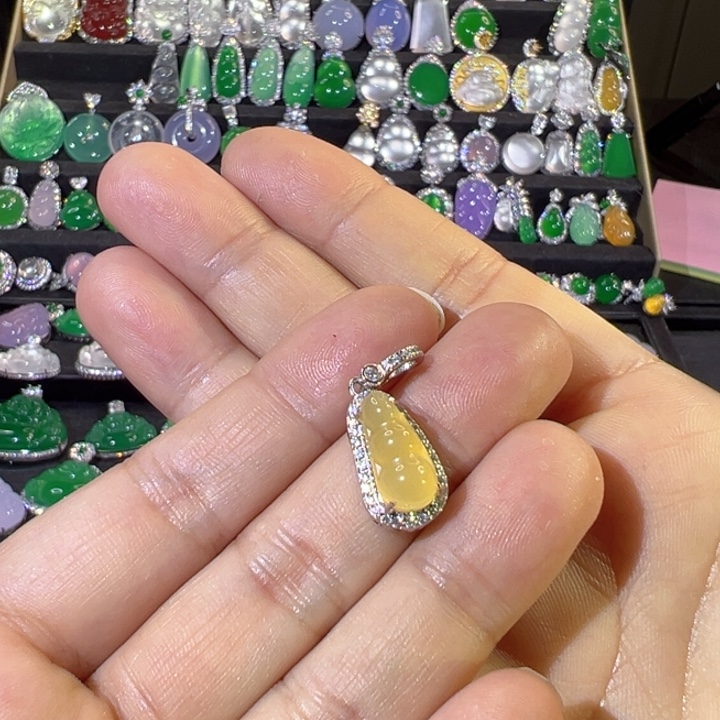 玛瑙/玉髓银S925镶嵌颈饰