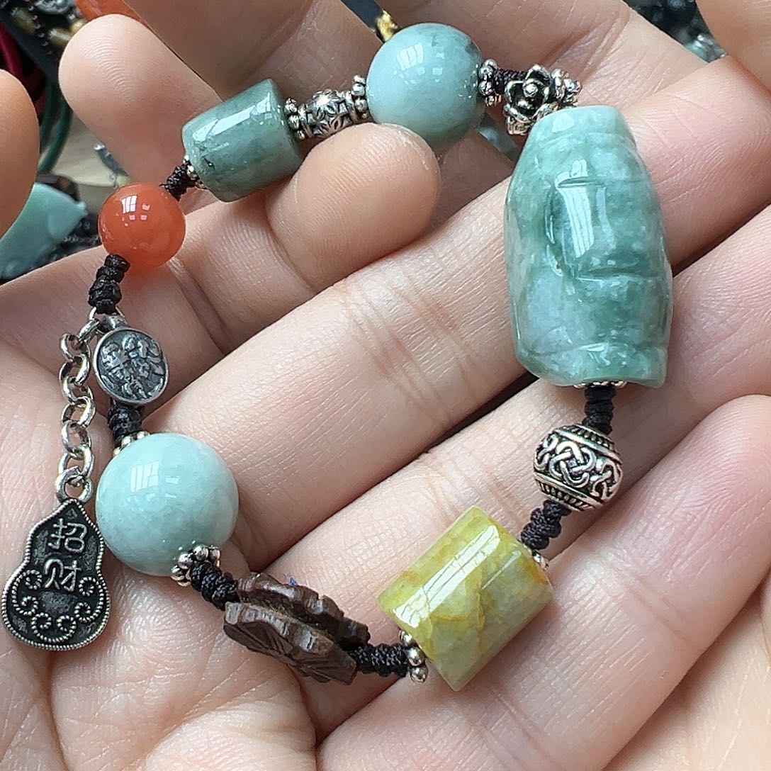 翡翠戒指未镶嵌炸