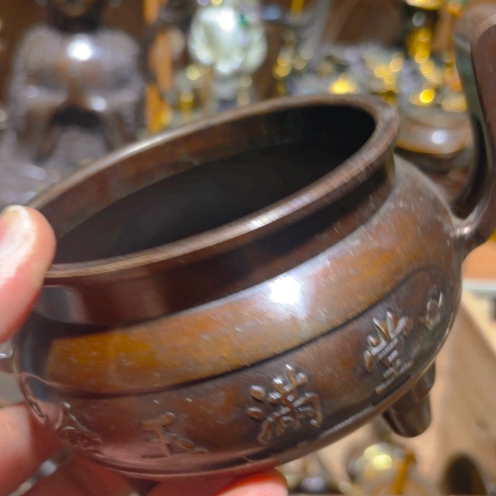 铜的。全清了。一件不留！不磨叽