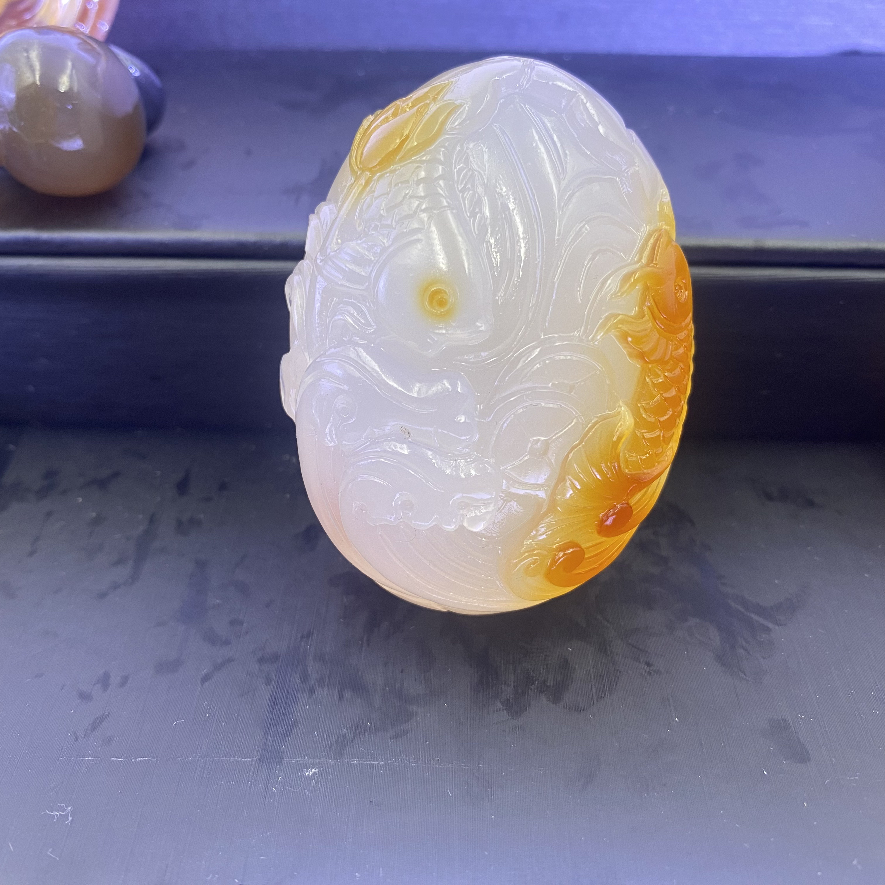 马达加斯加玛瑙俏色手把件