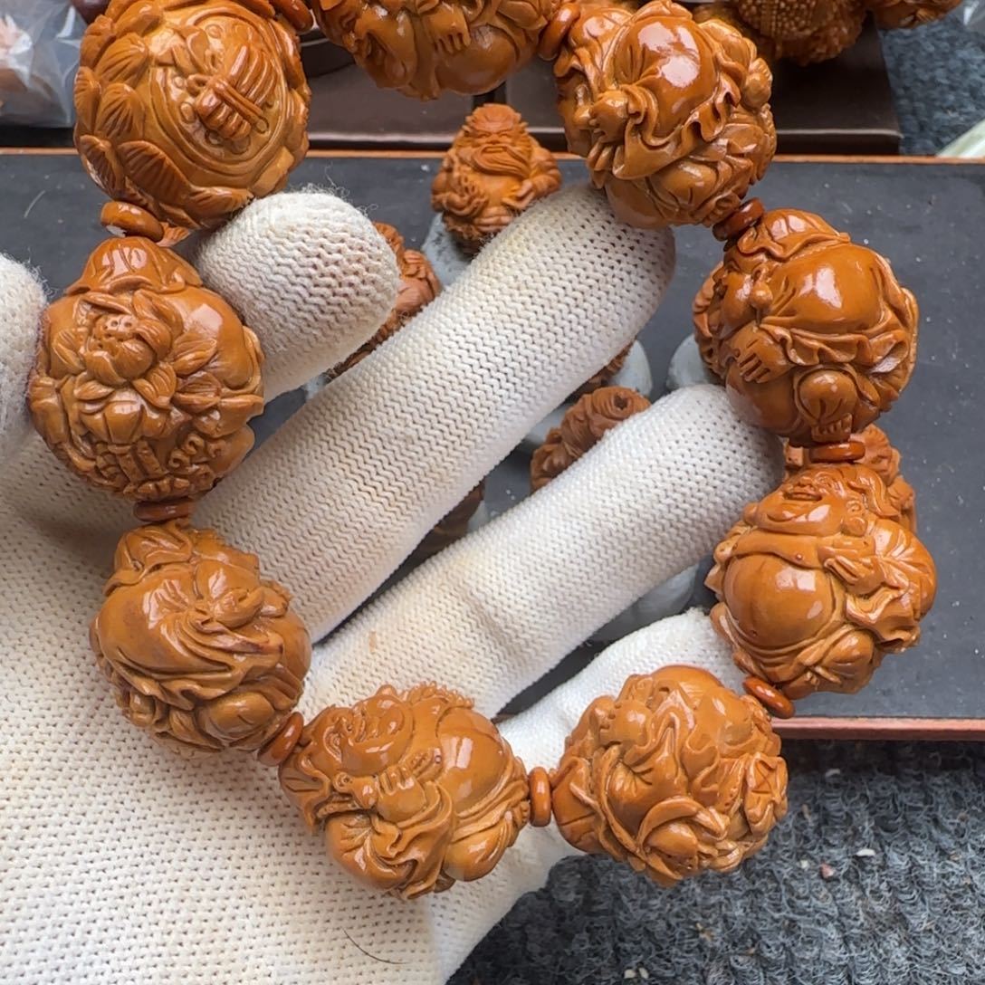 时***运橄榄核吊坠……………………