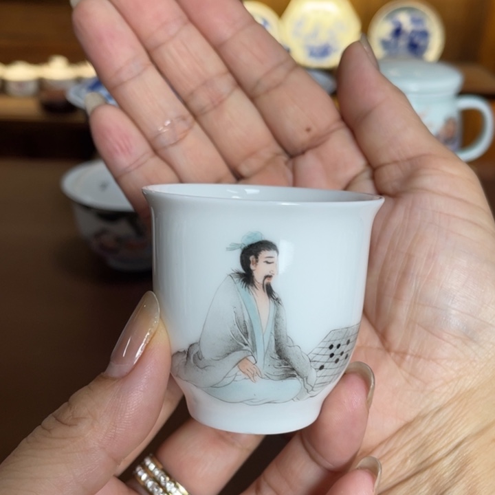 手工手绘人物主人杯