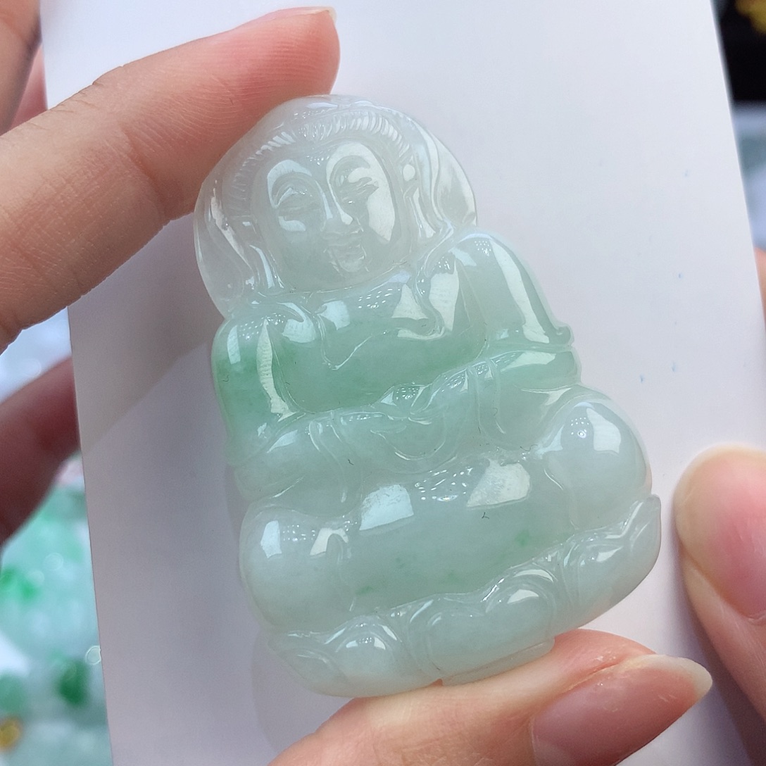 翡翠颈饰未镶嵌缅甸翡翠