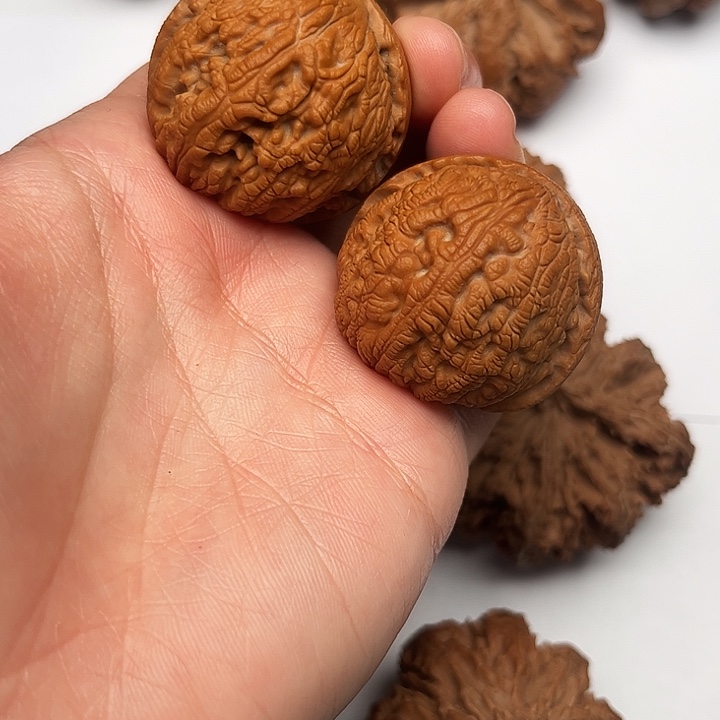 核桃秦岭文玩核桃核桃