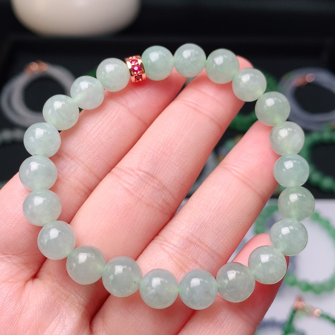 翡翠手链未镶嵌翡翠