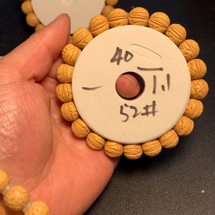 手串桃核52号健健康康了