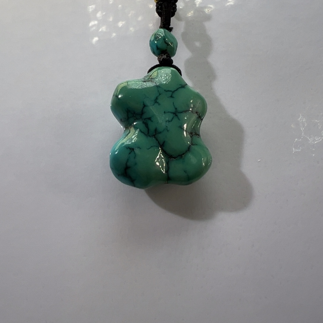 绿松石未镶嵌挂件