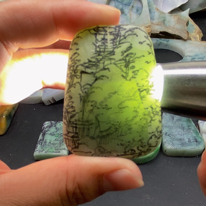 翡翠配石天然缅甸翡翠玉石