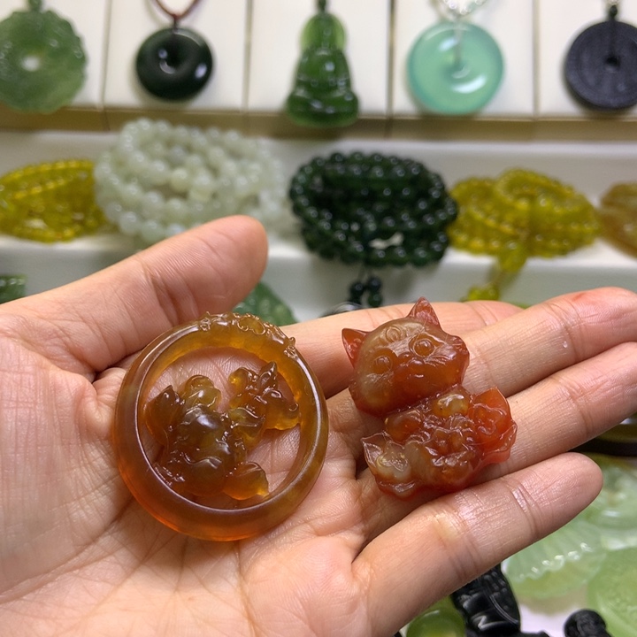 【闪购商品】未镶嵌蛇纹石玉颈饰