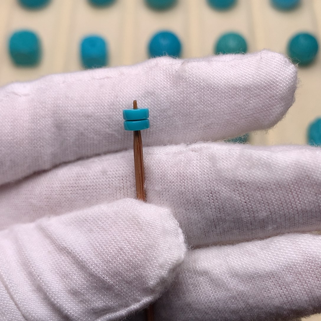 绿松石未镶嵌绿松石直切4.6