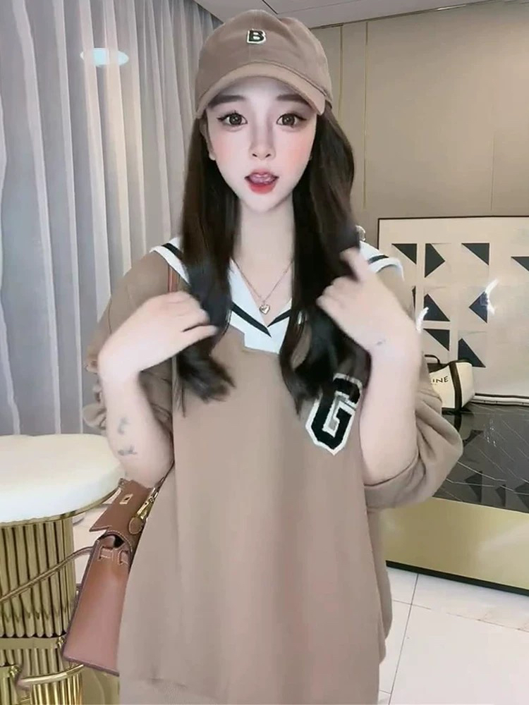 时尚款海军领减龄女卫衣