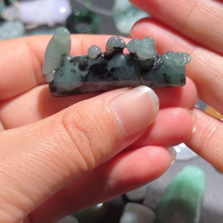 【闪购商品】翡翠颈饰未镶嵌天然翡翠