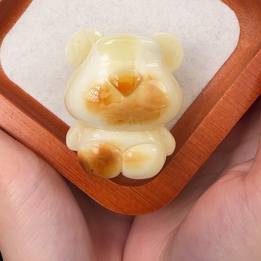 琥珀珠宝奇石未镶嵌郑***o