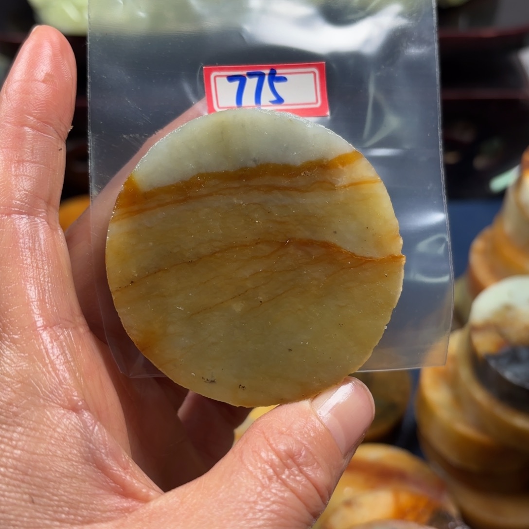 ꧁***꧂蛇纹石玉未镶嵌珠宝半成品