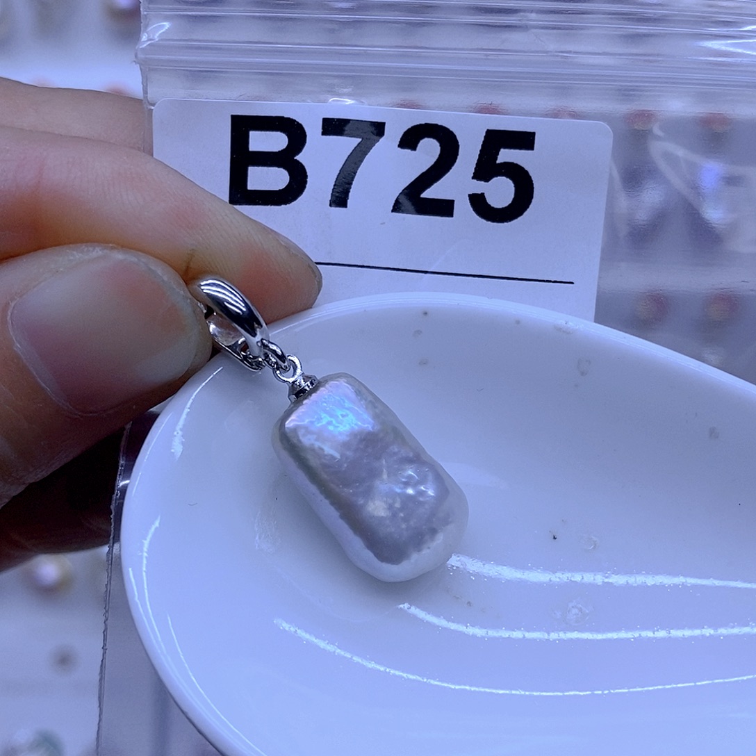 颈饰未镶嵌淡水珍珠