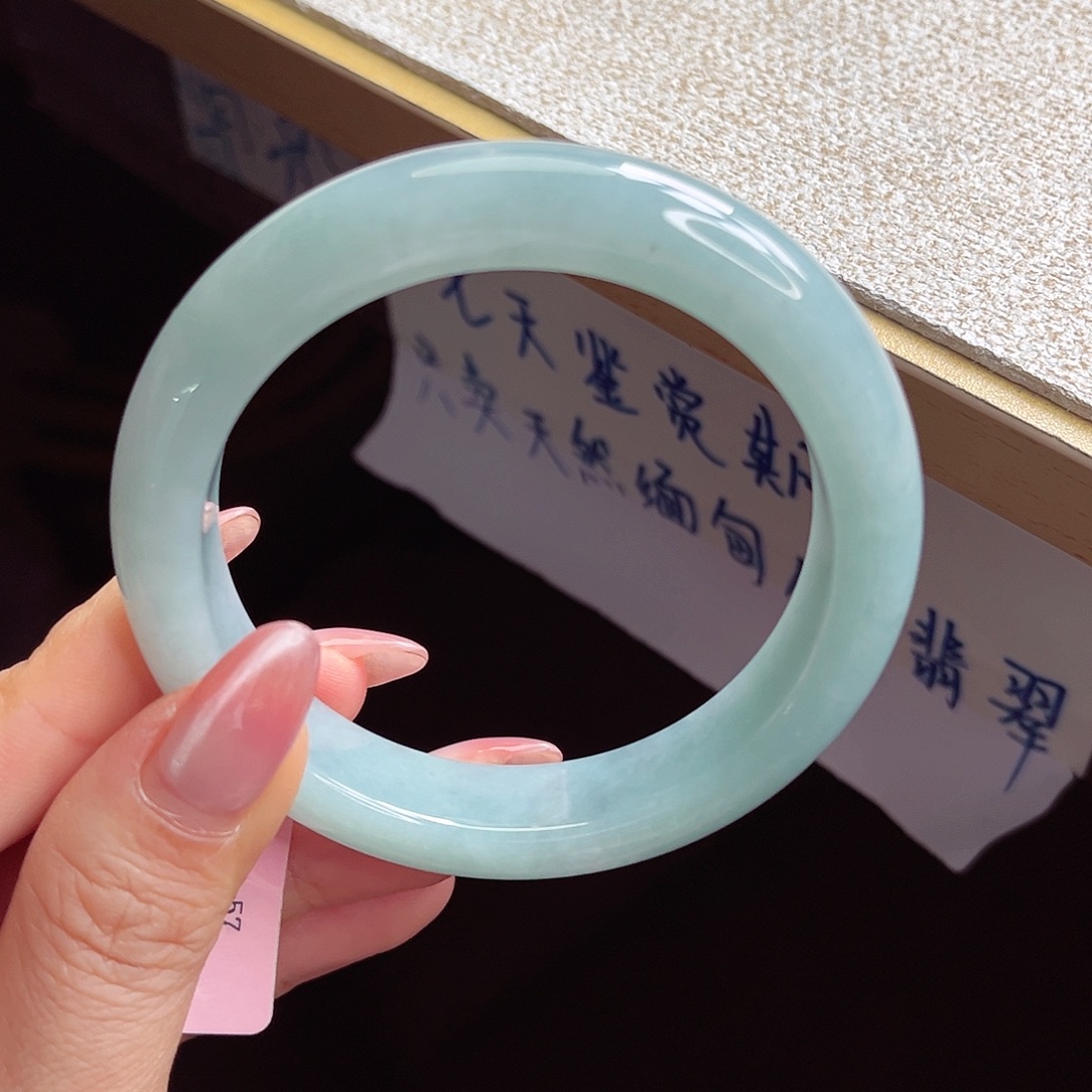 翡翠未镶嵌手镯手镯