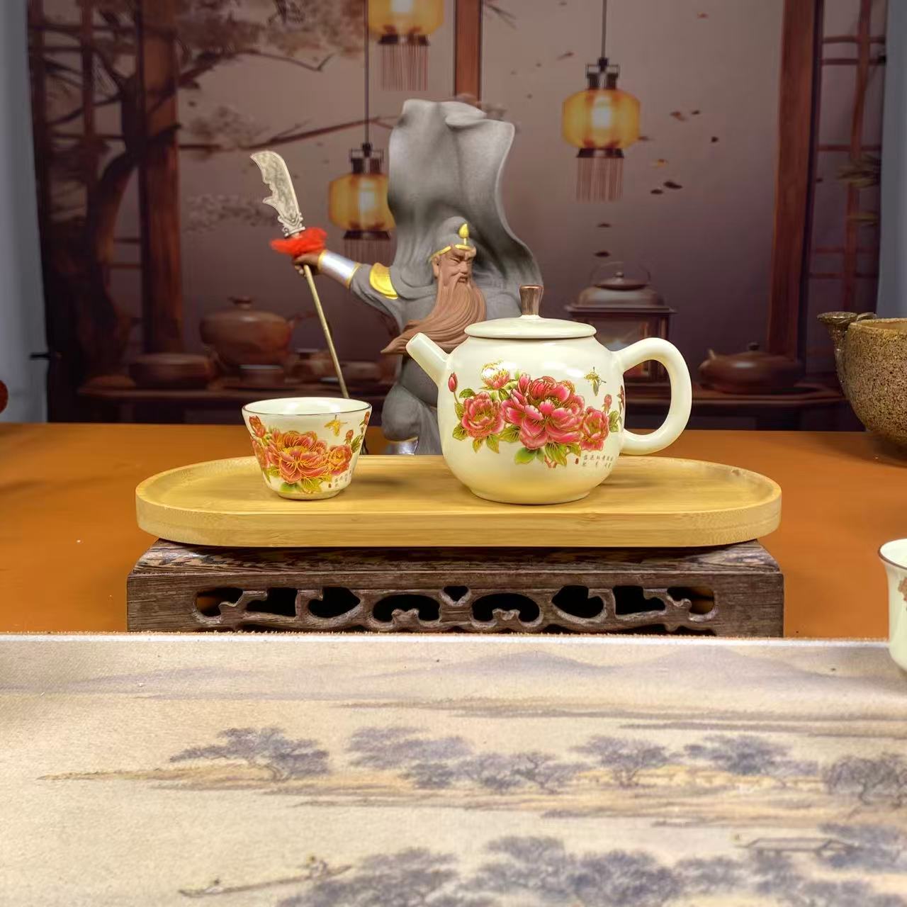 牡丹米黄汝窑手执壶带两杯加茶盘