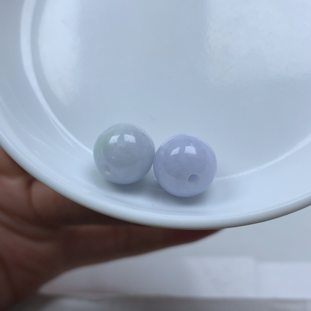 翡翠颈饰未镶嵌卡12➕。2颗 