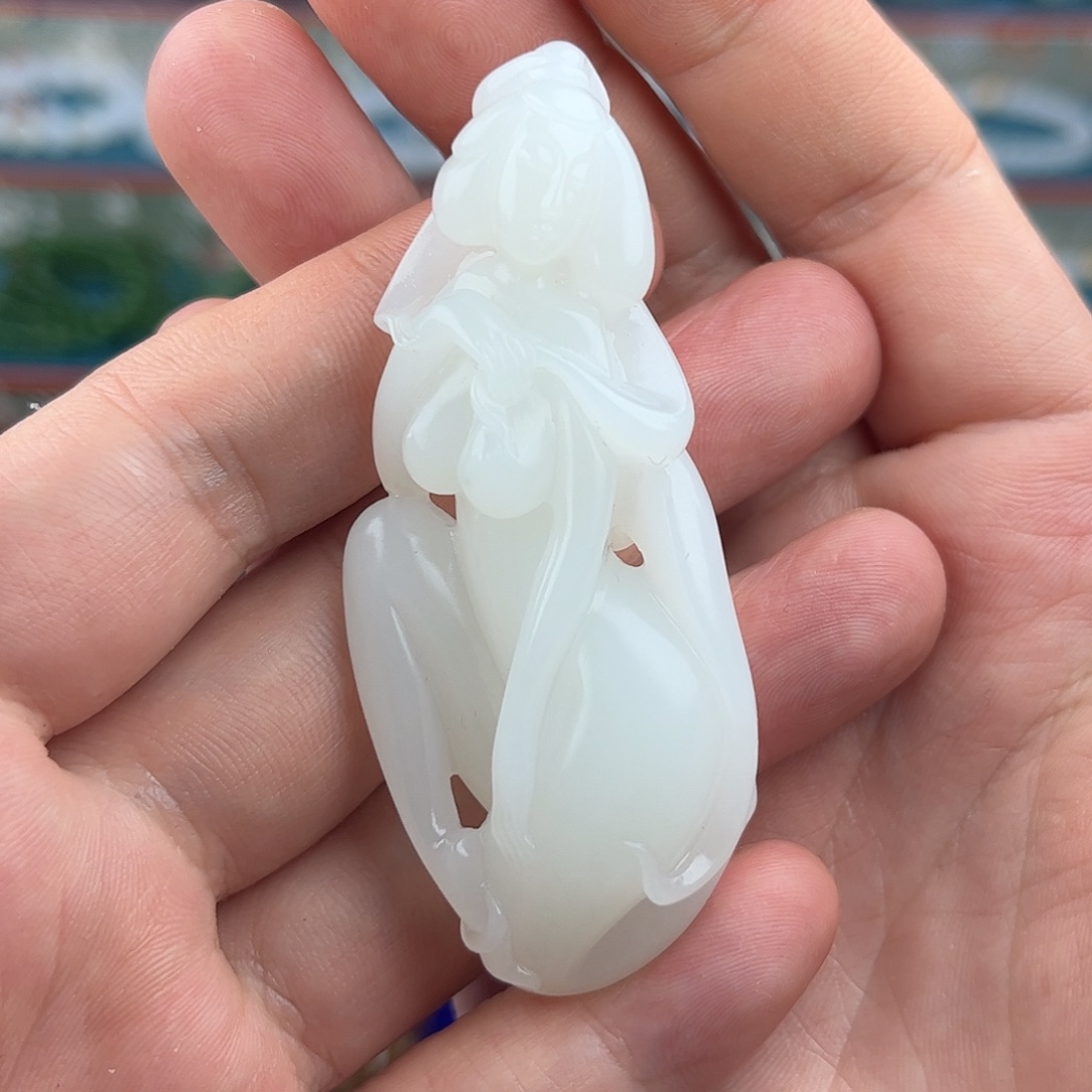 *****和田玉未镶嵌挂件