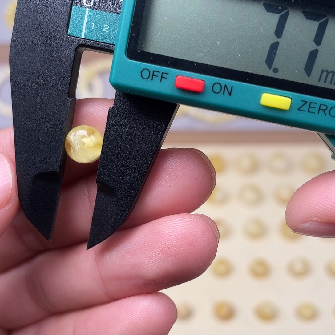 琥珀未镶嵌裸石单珠